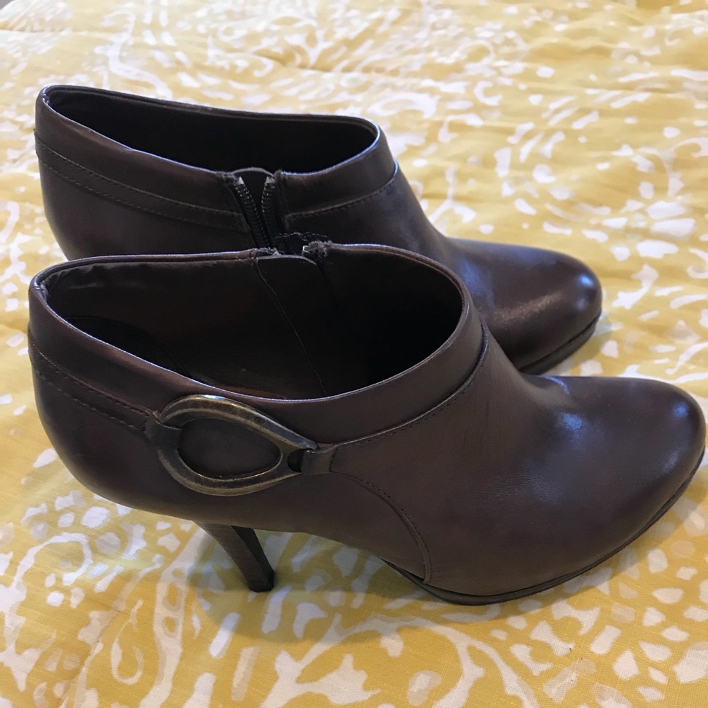 Ankle boots